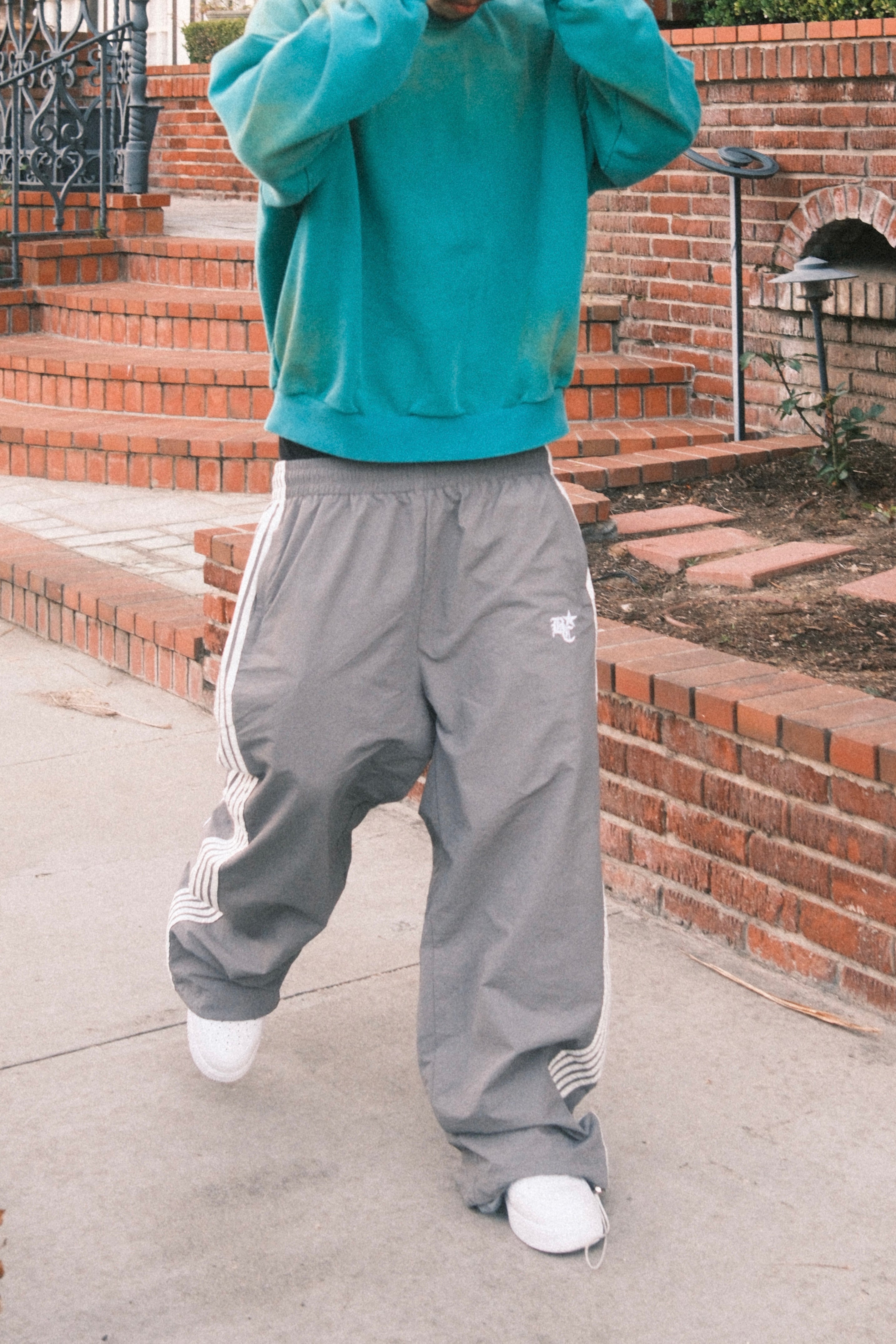 BC TRACKPANTS (GREY)