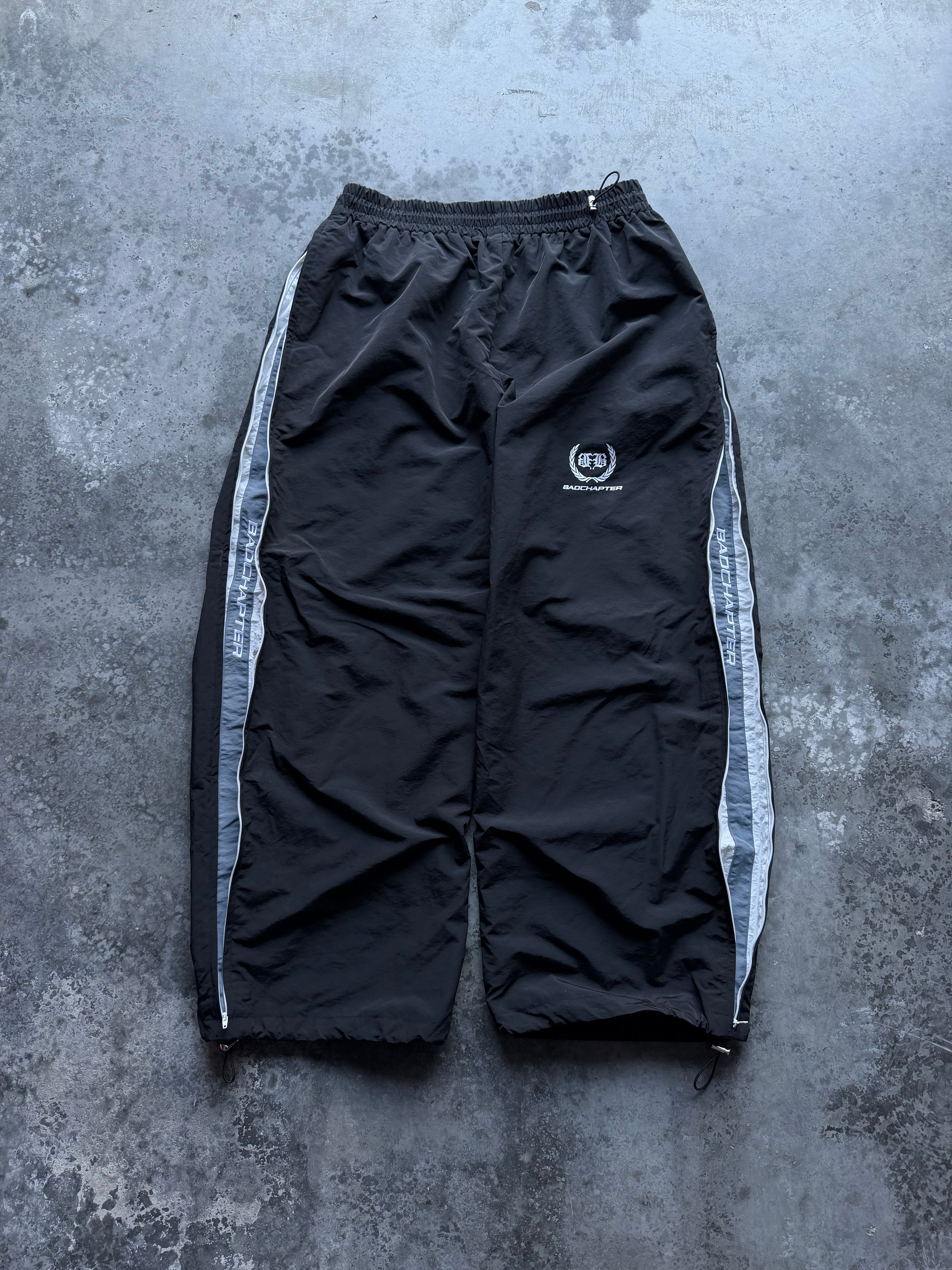 WARMUP TRACKPANTS (BLACK)