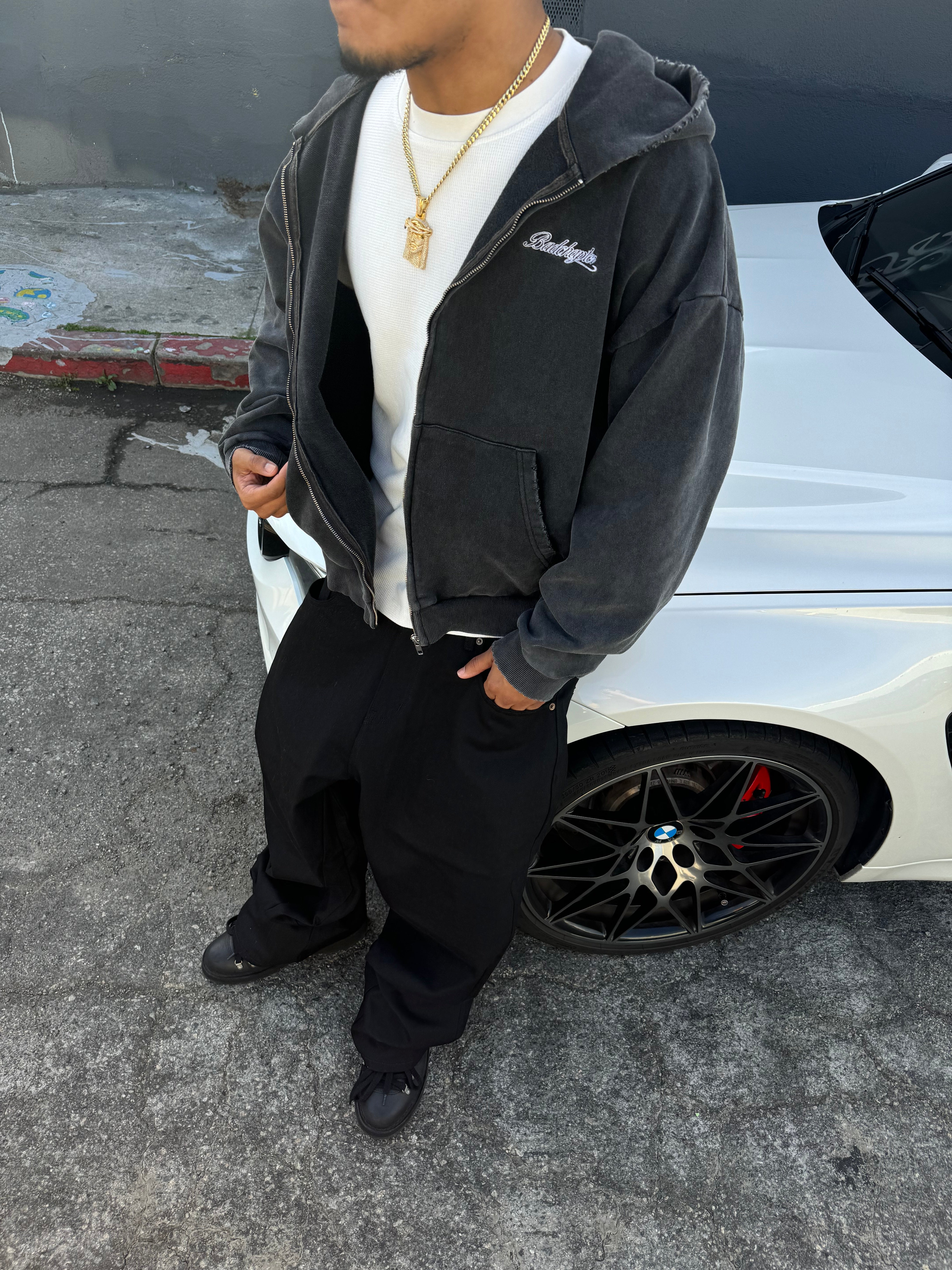 BLACK THRASHED ZIPUP