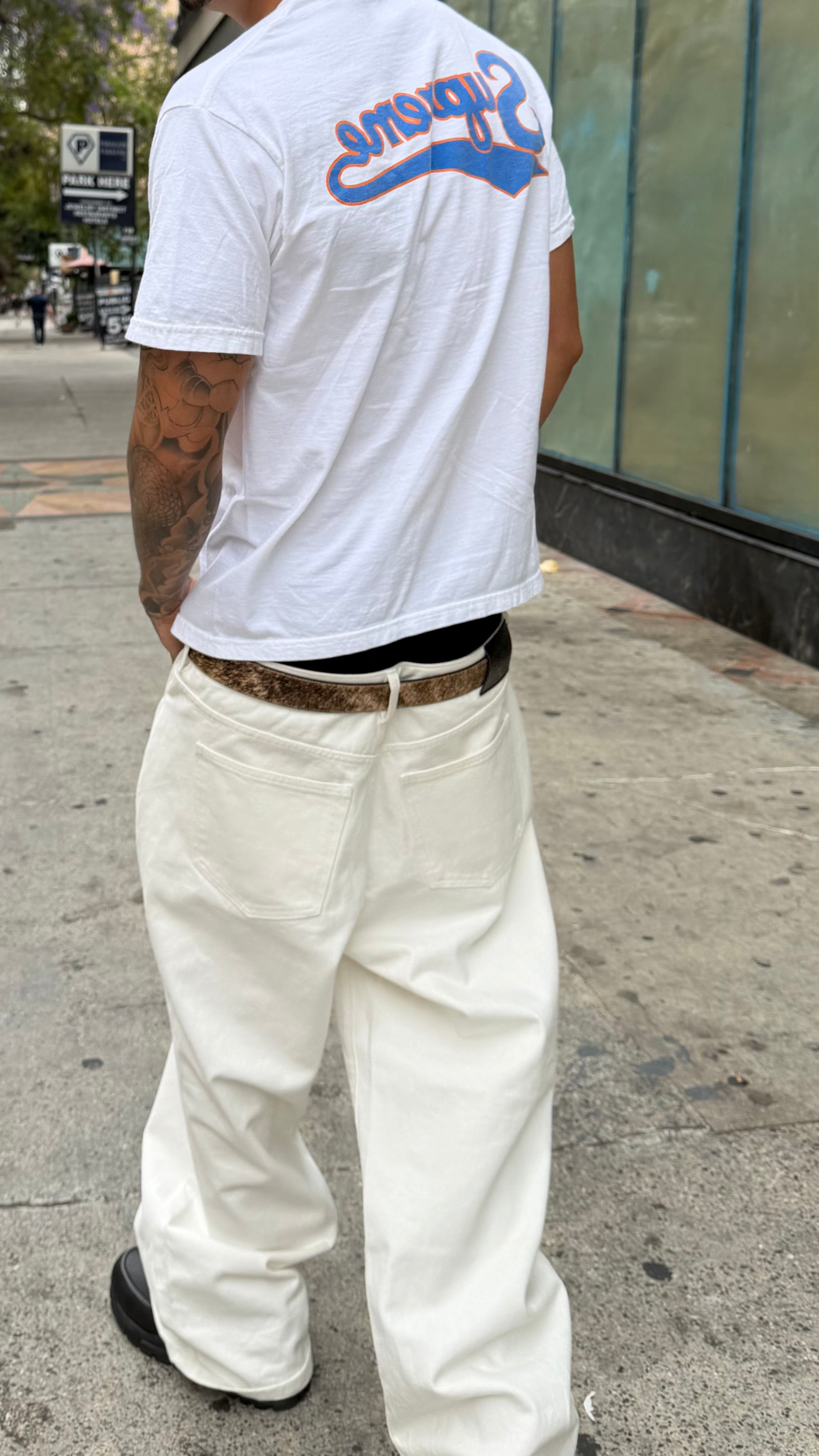 WHITE DENIM