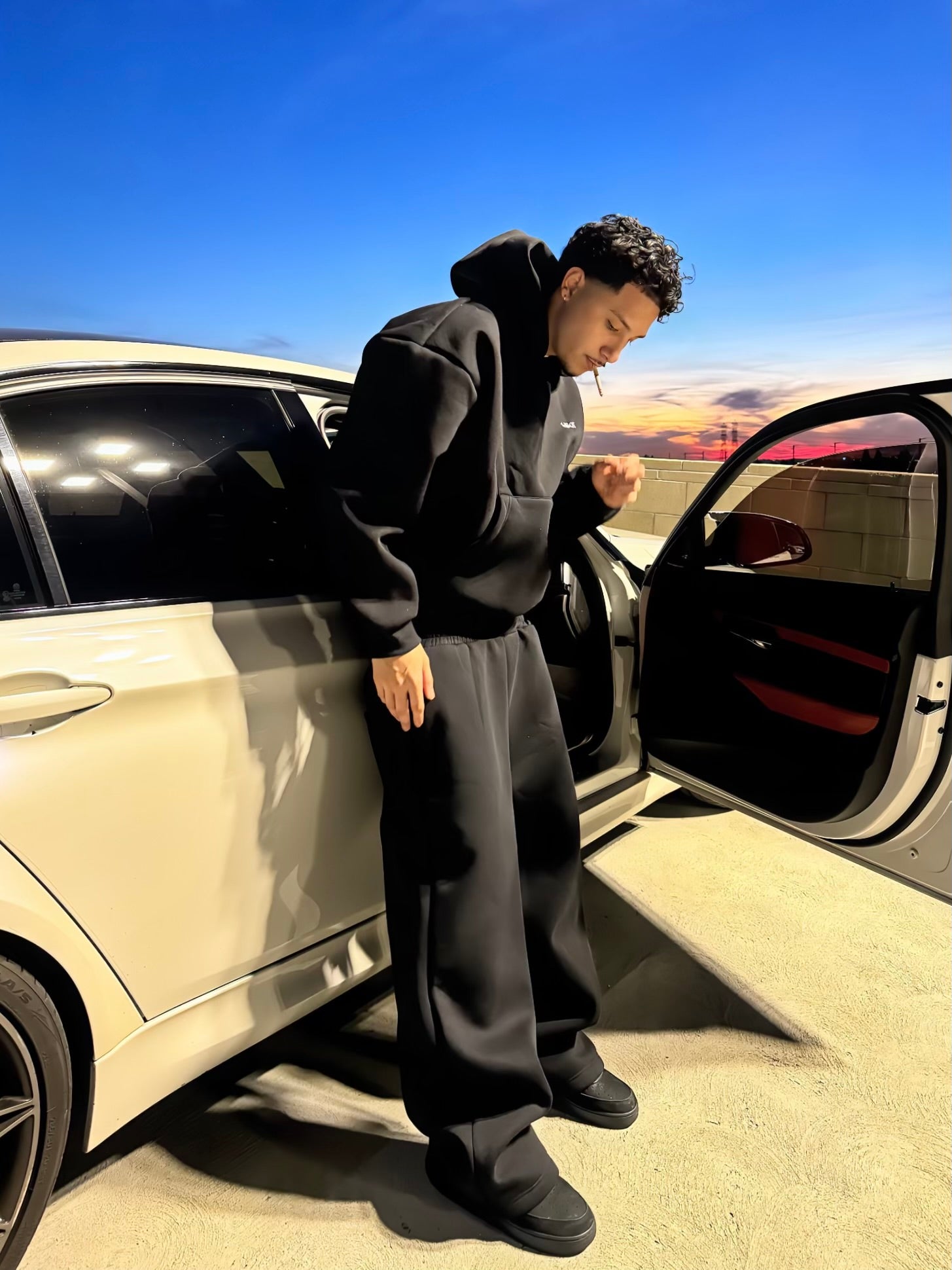 BADCHAPTER BASIC HOODIE (BLACK)