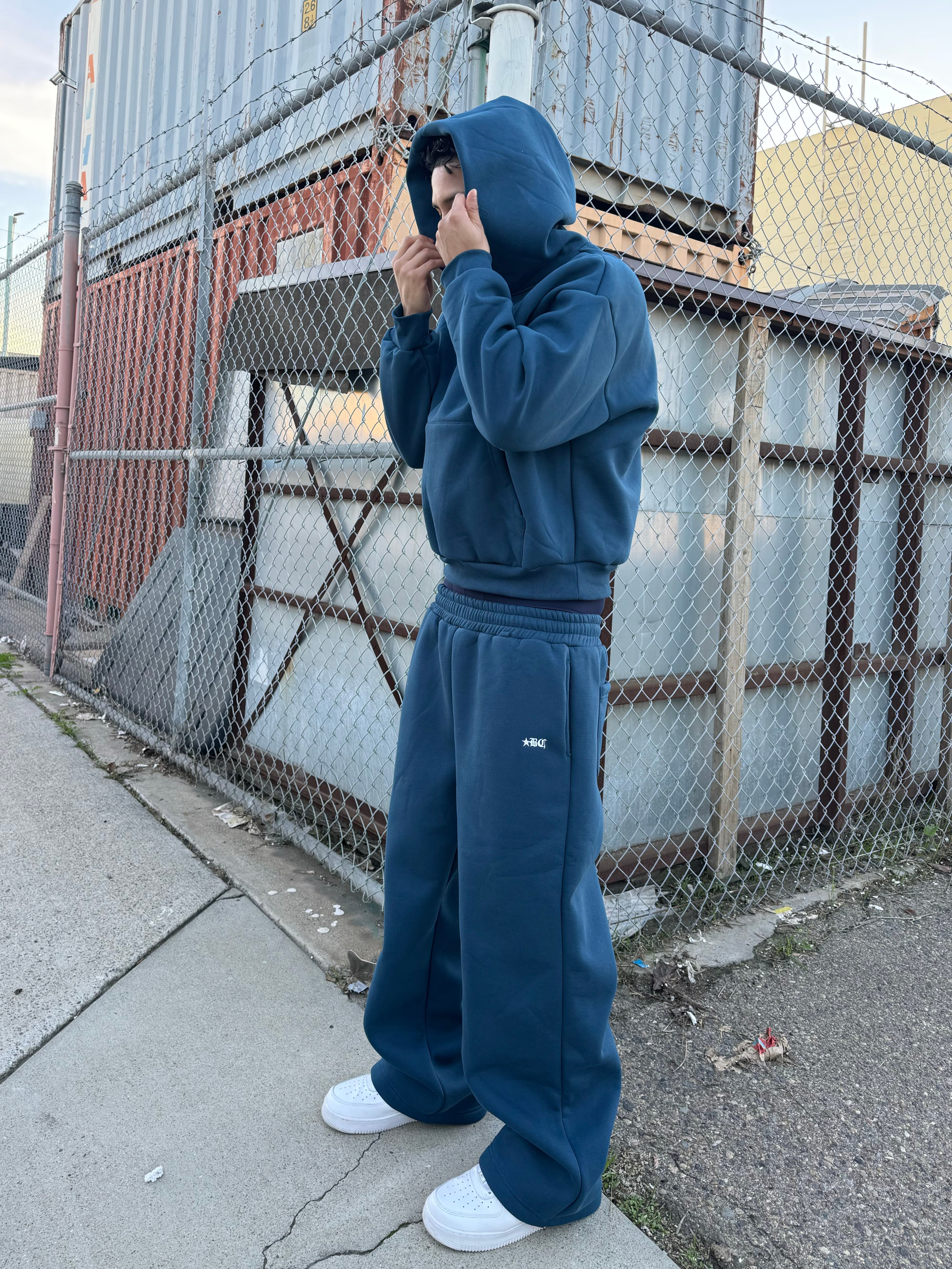 BADCHAPTER BASIC SWEATPANTS (NAVY)