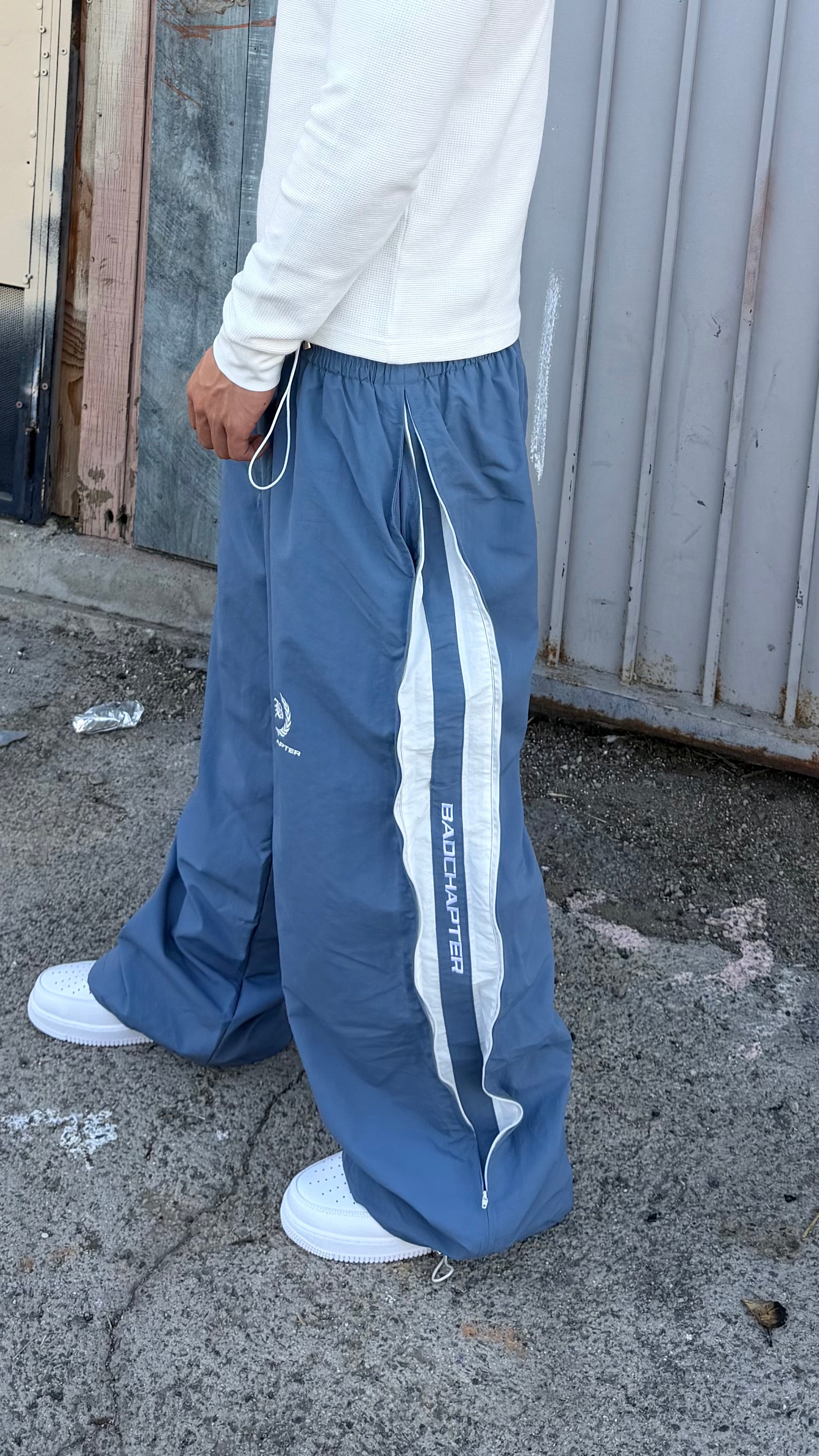 WARMUP TRACKPANTS (GREY)
